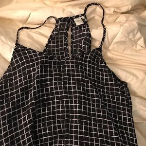 Grid Pattern Black & White Top Paper Crane Size L